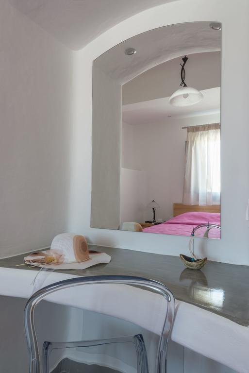 Aspronisi Luxury Villa With Caldera View Megalochori  Pokoj fotografie